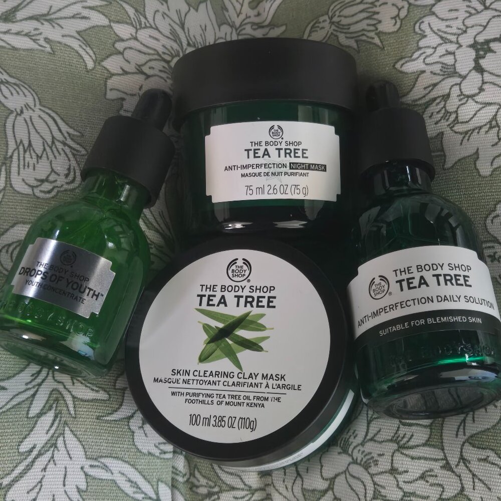 🌿 The Body Shop Tea Tree & Drops of Youth Clear Skin Bundle 🌿Skincare set NEW - Picture 9 of 11